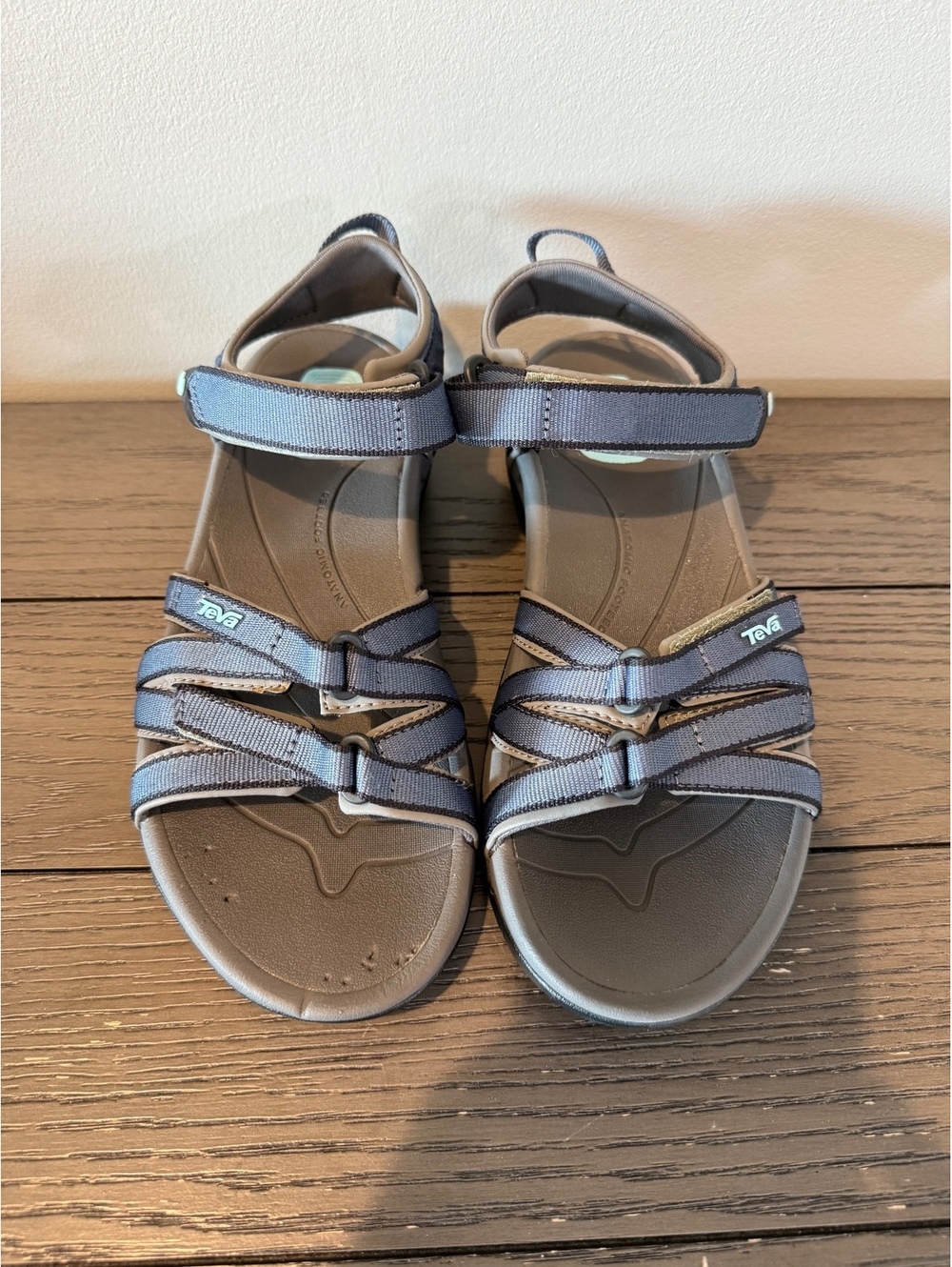 Teva Women's Size 7.5 Gray Sport Sandals